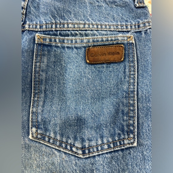 Vintage Calvin Klein High-Rise Cutoff Jean Shorts | Women’s 6 / 24 | Made in USA - Picture 4 of 14